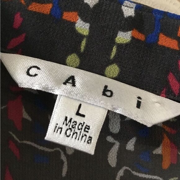 CAbi 129 Geometric Festival Button Down
Blouse. Size L - Picture 15 of 16